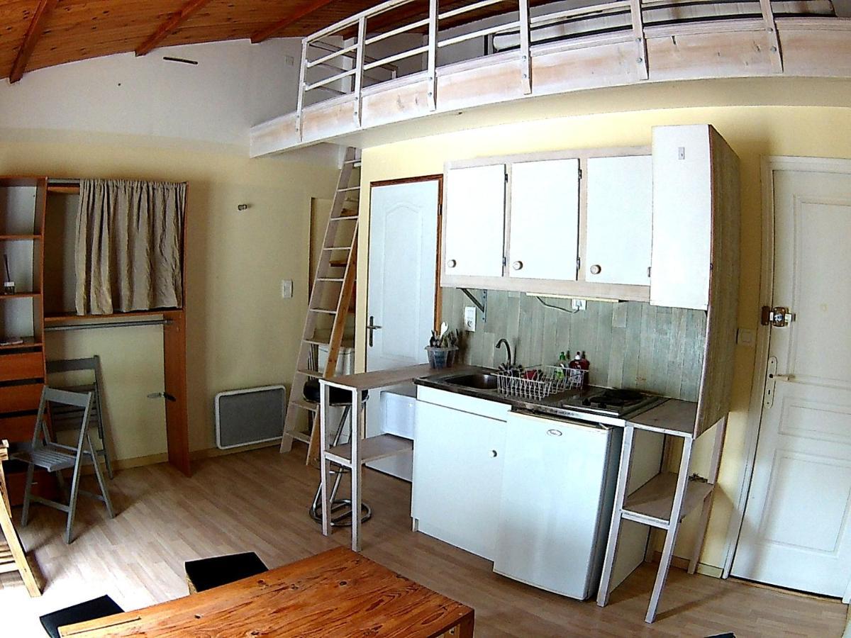 Studio avec terrasse à La Rochelle périphérie - Périgny Exterior foto